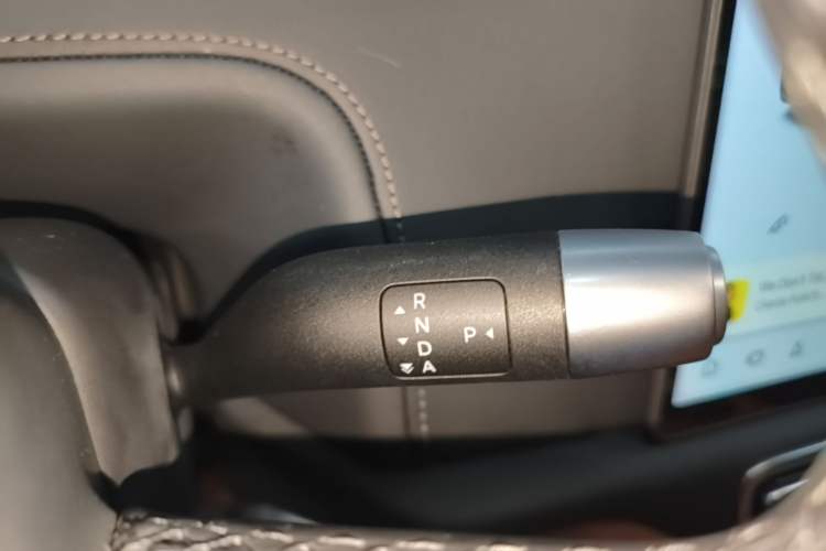 Used Li Auto L9 2024 Ultra Model Gear Lever