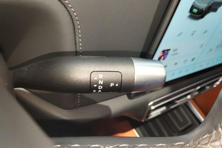 Used Li Auto L9 2024 Ultra Model Gear Lever