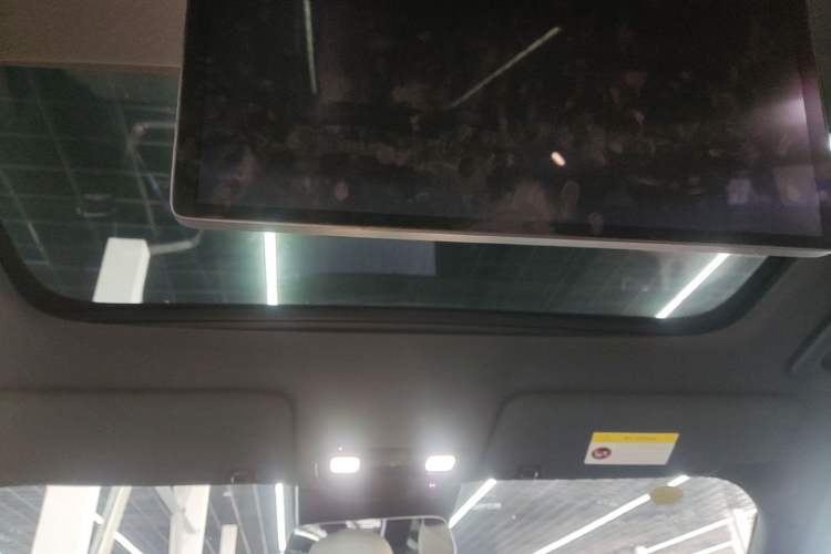 Used Li Auto L9 2024 Ultra Model Headliner