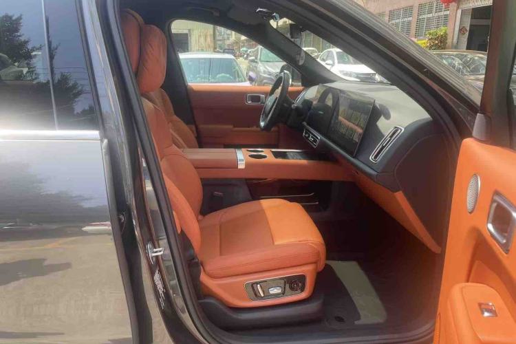 Used Li Auto L9 2024 Ultra Model Interior 10