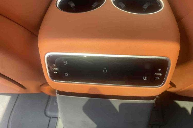 Used Li Auto L9 2024 Ultra Model Interior 3