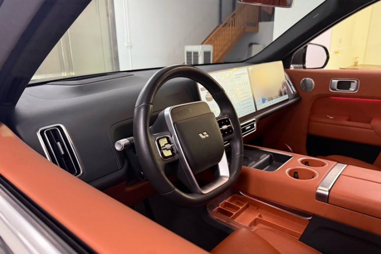 Used Li Auto L9 2024 Ultra Model Interior 4
