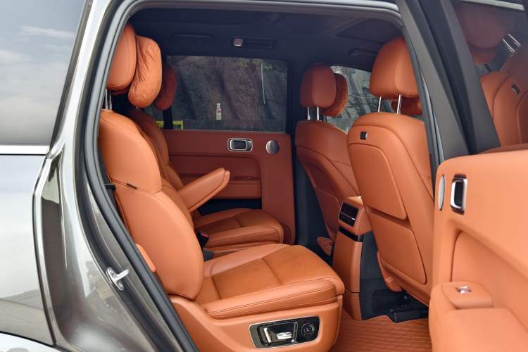 Used Li Auto L9 2024 Pro Model Interior 4