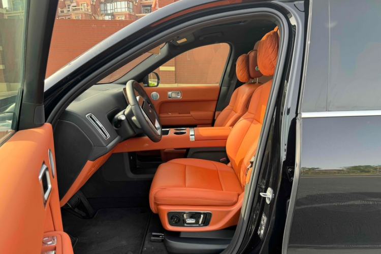 Used Li Auto L9 2024 Pro Model Interior 8