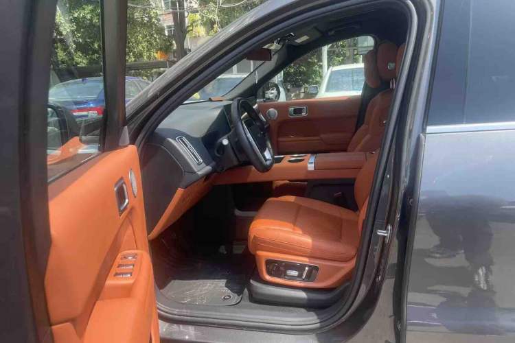 Used Li Auto L9 2024 Ultra Model Interior 8