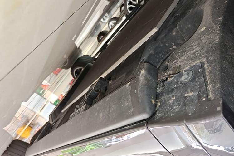 Used Li Auto L9 2024 Ultra Model Left Side Sill