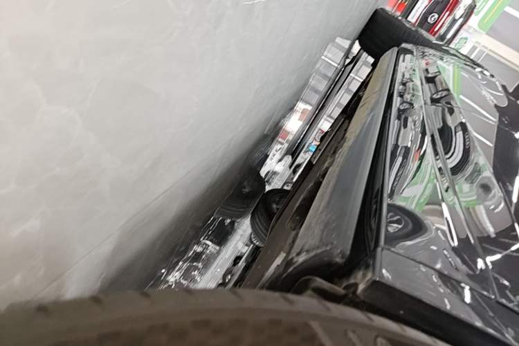 Used Li Auto L9 2024 Ultra Model Left Side Sill