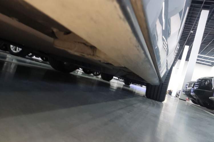 Used Li Auto L9 2024 Ultra Model Left Side Sill
