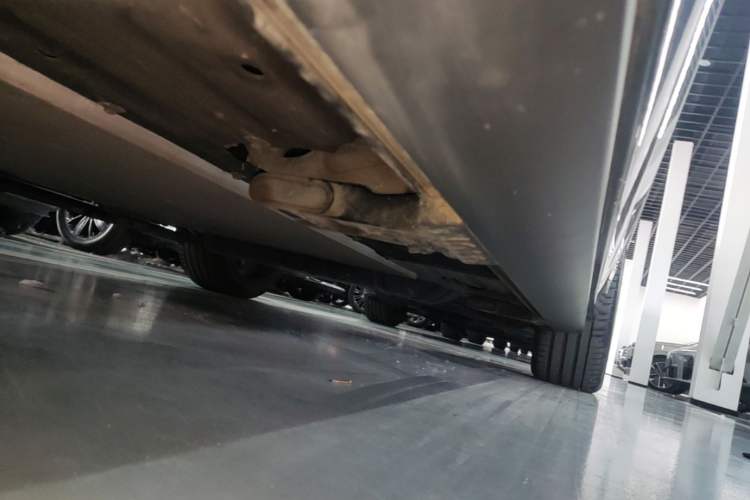 Used Li Auto L9 2024 Ultra Model Left Side Sill