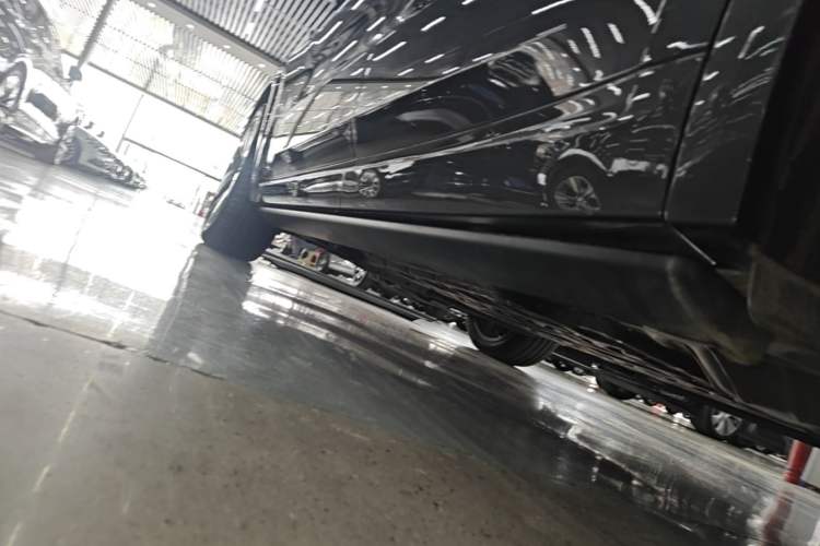 Used Li Auto L9 2024 Ultra Model Left Side Sill