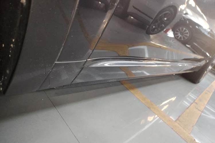 Used Li Auto L9 2024 Ultra Model Left Side Sill
