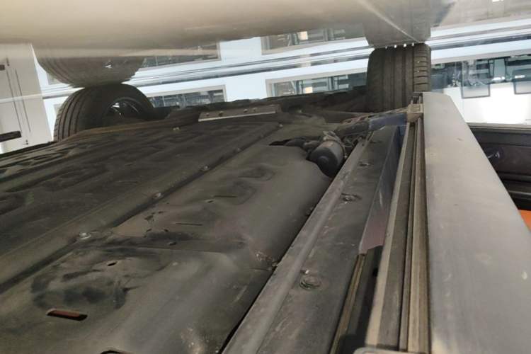 Used Li Auto L9 2024 Ultra Model Left Side Sill