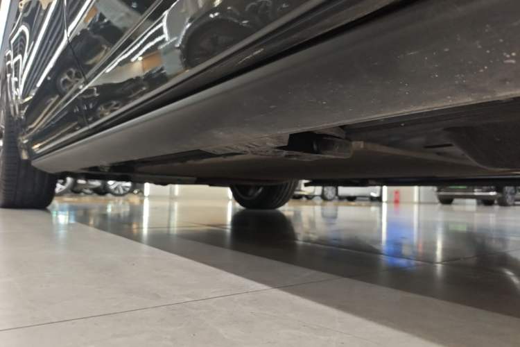 Used Li Auto L9 2024 Ultra Model Left Side Sill