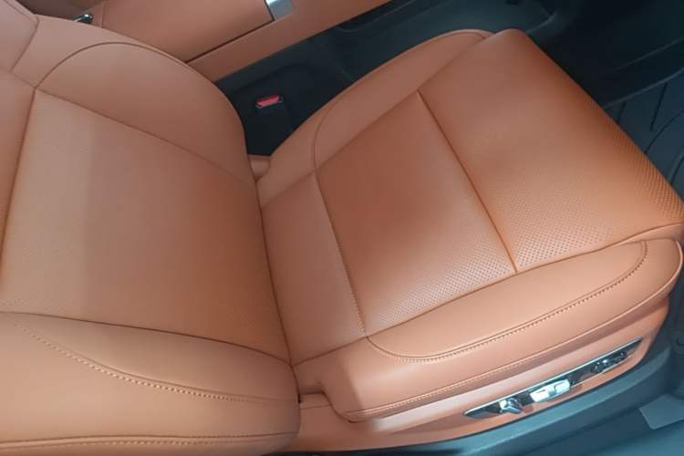 Used Li Auto L9 2024 Ultra Model Right Front Seat