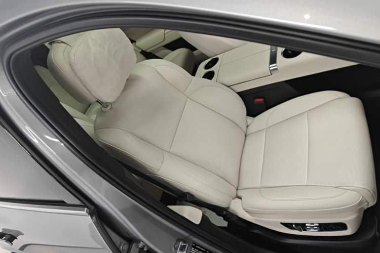 Used Li Auto L9 2024 Ultra Model Right Front Seat