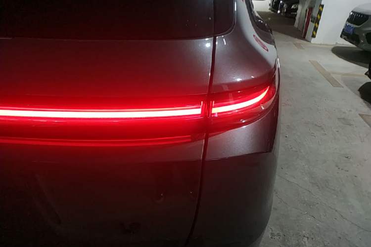 Used Li Auto L9 2024 Ultra Model Right Rear Taillight