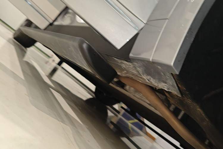 Used Li Auto L9 2024 Ultra Model Right Side Sill