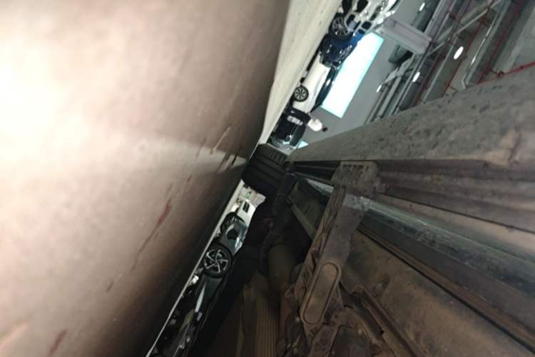 Used Li Auto L9 2024 Ultra Model Right Side Sill
