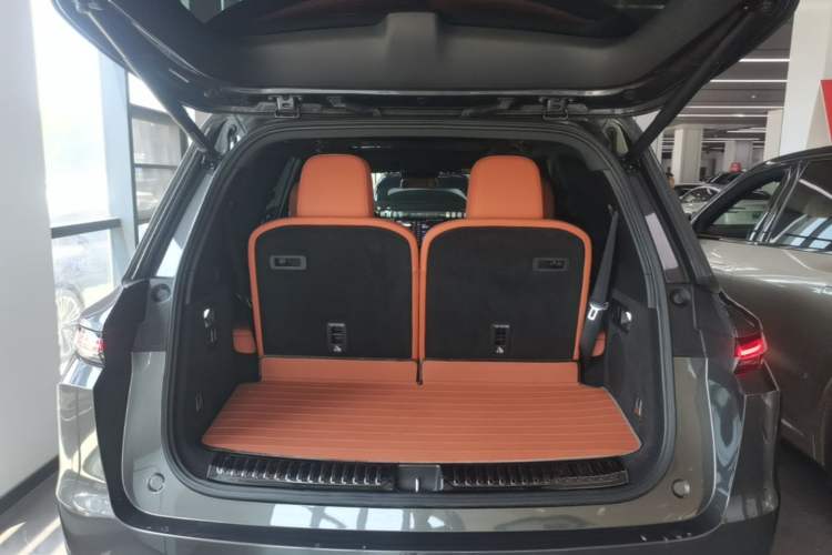 Used Li Auto L9 2024 Ultra Model Trunk
