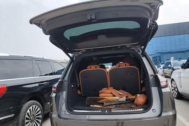 Used Li Auto L9 2024 Ultra Model Trunk