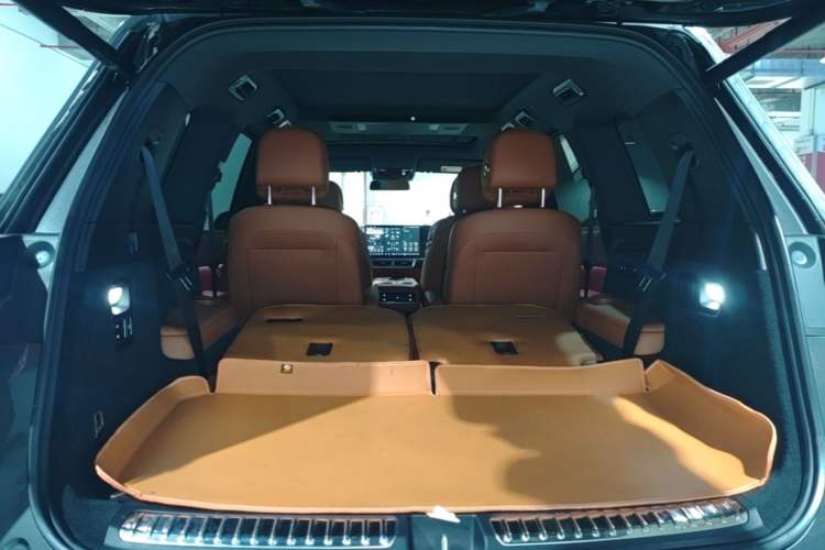Used Li Auto L9 2024 Ultra Model Trunk