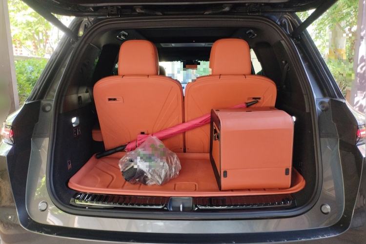 Used Li Auto L9 2024 Ultra Model Trunk