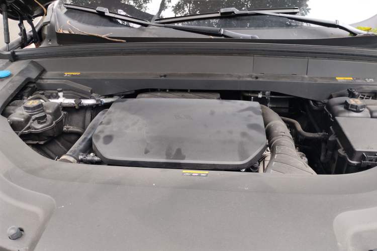 Used Li Auto L9 2024 Pro Model Engine Bay