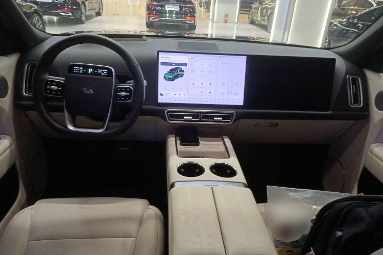 Used Li Auto L9 2024 Ultra Model Center Console