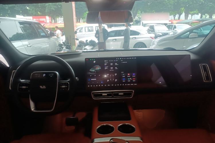 Used Li Auto L9 2024 Ultra Model Center Console