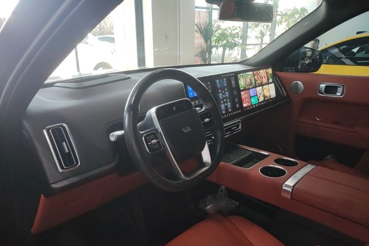 Used Li Auto L9 2024 Pro Model Center Console