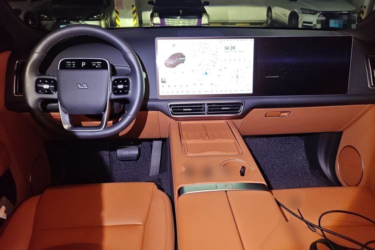 Used Li Auto L9 2024 Ultra Model Center Console