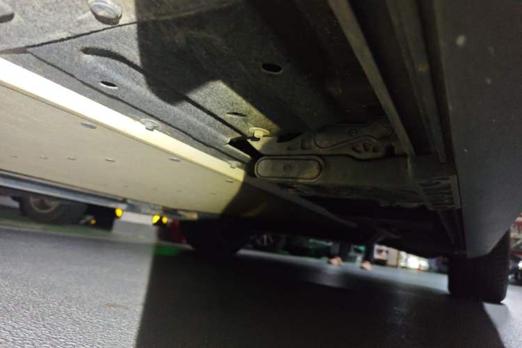 Used Li Auto L9 2024 Ultra Model Chassis Front Left