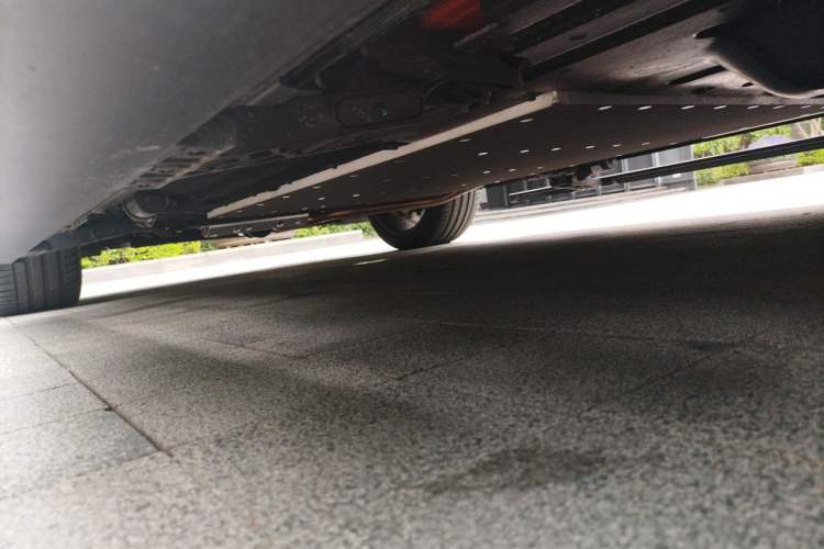 Used Li Auto L9 2024 Ultra Model Chassis Front Left