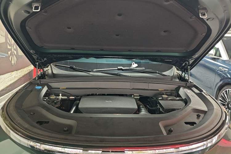 Used Li Auto L9 2024 Ultra Model Engine Bay