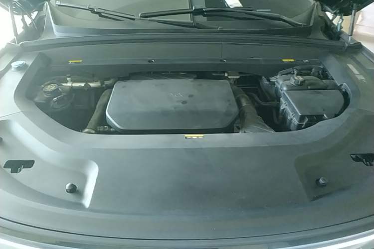 Used Li Auto L9 2024 Ultra Model Engine Bay