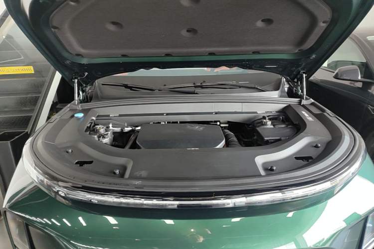 Used Li Auto L9 2024 Ultra Model Engine Bay