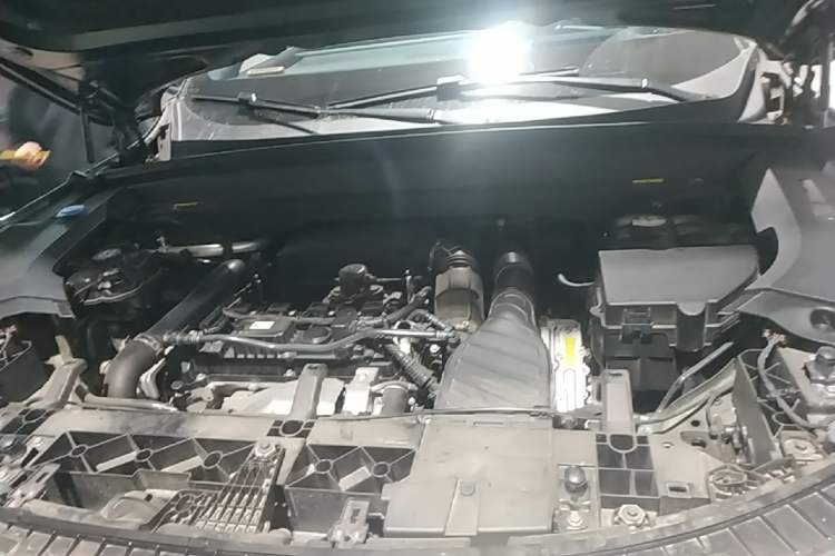 Used Li Auto L9 2024 Pro Model Engine Bay
