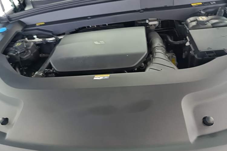 Used Li Auto L9 2024 Ultra Model Engine Bay