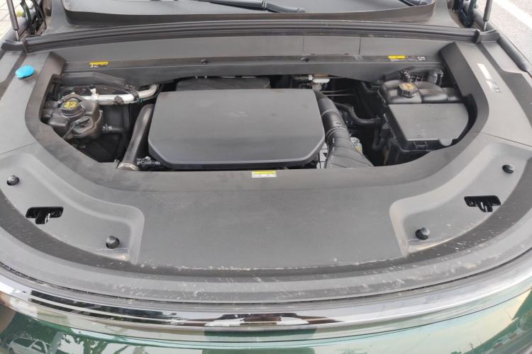 Used Li Auto L9 2024 Ultra Model Engine Bay