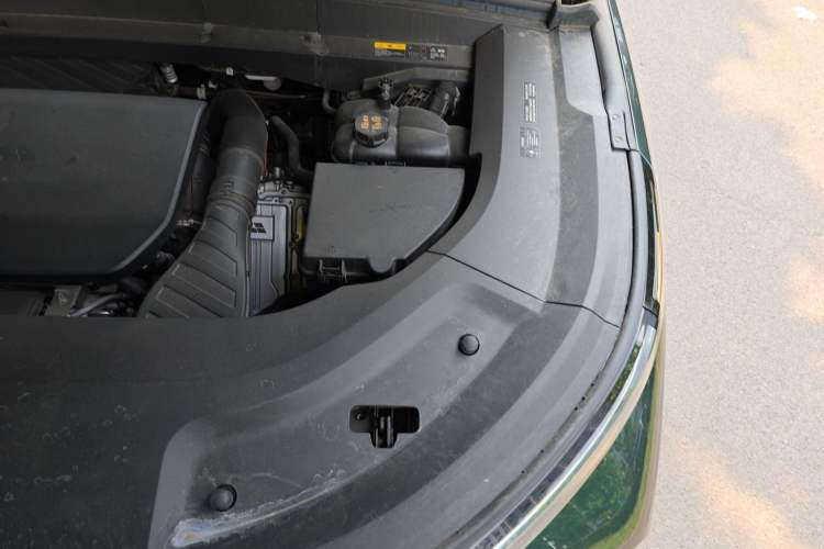 Used Li Auto L9 2024 Ultra Model Engine Bay Left