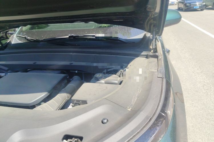 Used Li Auto L9 2024 Pro Model Engine Bay Left