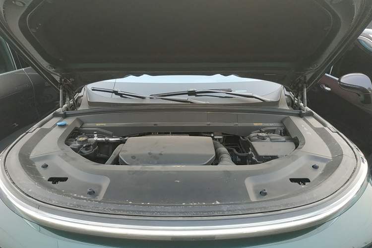 Used Li Auto L9 2024 Ultra Model Engine Bay