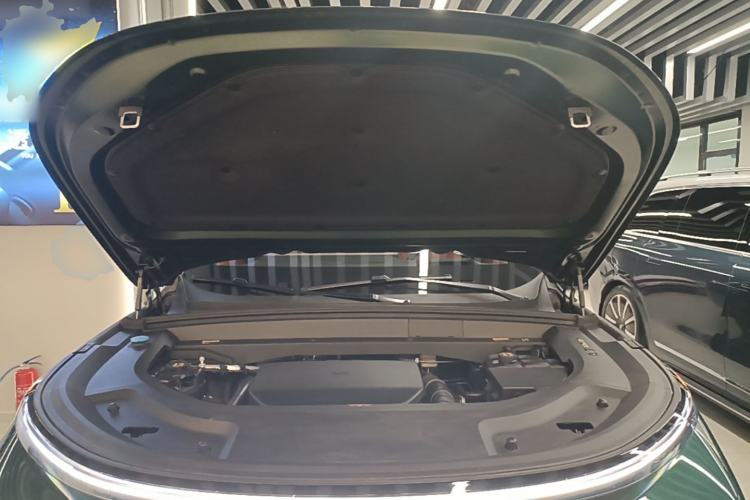 Used Li Auto L9 2024 Ultra Model Engine Bay