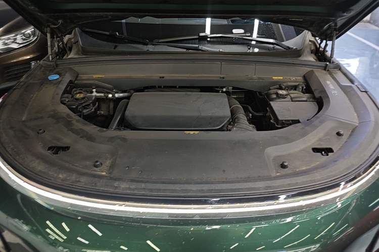 Used Li Auto L9 2024 Pro Model Engine Bay