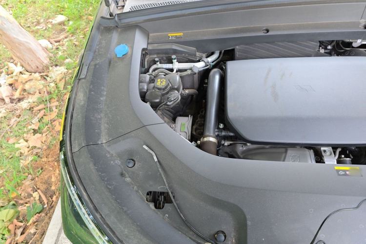 Used Li Auto L9 2024 Ultra Model Engine Bay Right