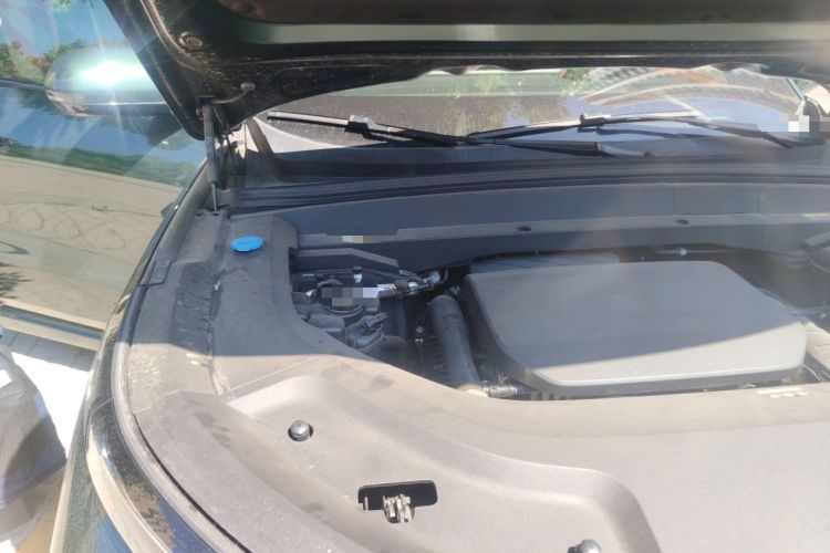 Used Li Auto L9 2024 Pro Model Engine Bay Right