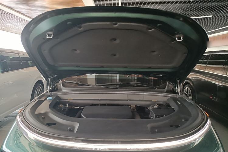 Used Li Auto L9 2024 Ultra Model Engine Bay
