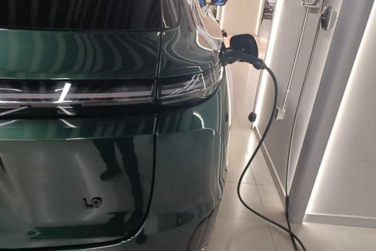 Used Li Auto L9 2024 Ultra Model Exterior 3