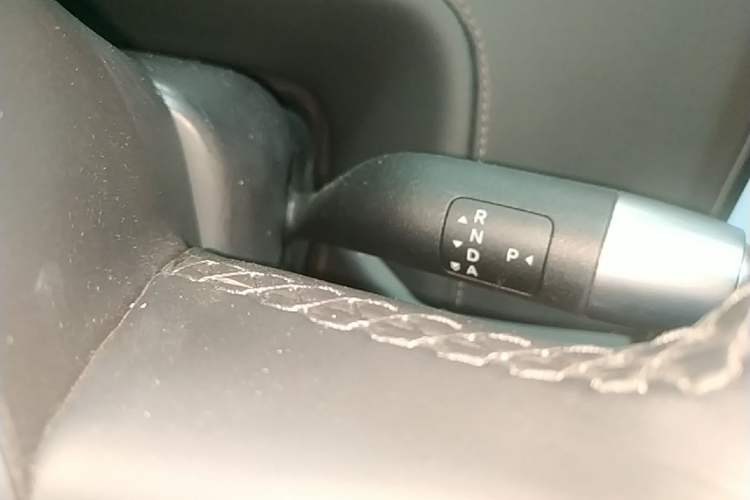 Used Li Auto L9 2024 Pro Model Gear Lever