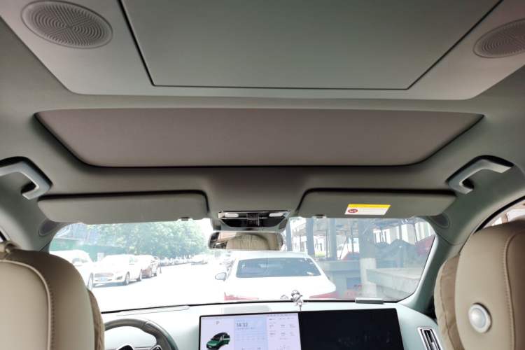 Used Li Auto L9 2024 Pro Model Headliner